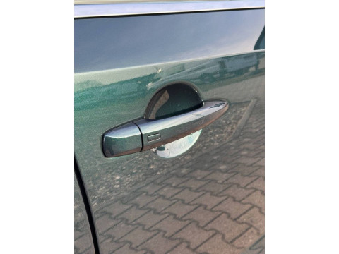 thumb-undefined