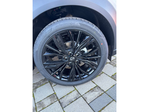 thumb-undefined