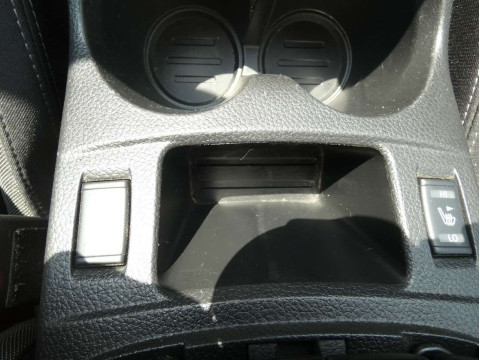 thumb-undefined