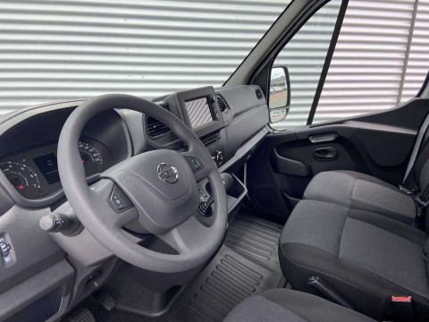 Ansicht 5 - Gebrauchtwagen Fahrzeug, Modell Interstar der Marke Nissan von Verkäufer Auto Emotion GmbH & Co. KG