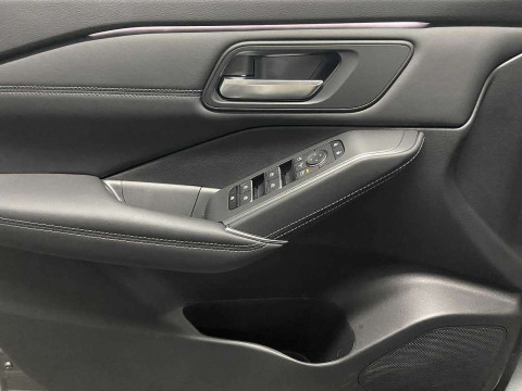Ansicht 5 - Gebrauchtwagen Fahrzeug, Modell Qashqai der Marke Nissan von Verkäufer Auto Emotion GmbH & Co. KG