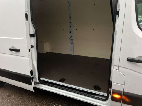 Ansicht 16 - Gebrauchtwagen Fahrzeug, Modell Interstar der Marke Nissan von Verkäufer Auto Lutz GmbH