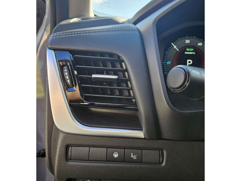 thumb-undefined