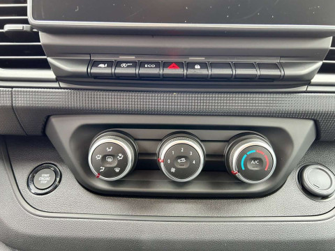 Ansicht 12 - Neuwagen Fahrzeug, Modell Primastar der Marke Nissan von Verkäufer Autohaus Wilke GmbH