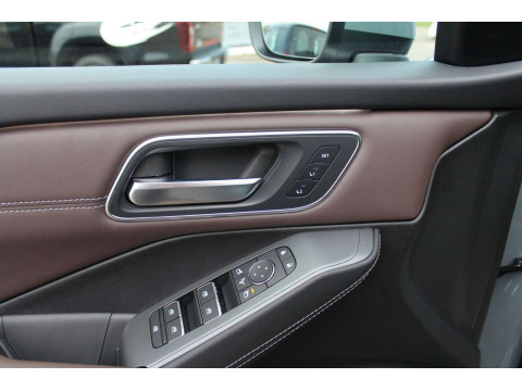 thumb-undefined