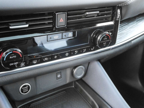 Ansicht 12 - Gebrauchtwagen Fahrzeug, Modell Qashqai der Marke Nissan von Verkäufer Moll Automobile GmbH & Co. KG