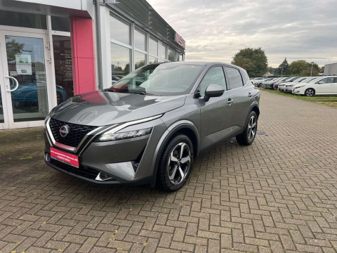 Automodell: Qashqai in der Farbe grau