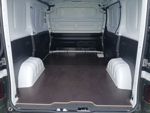 Ansicht 12 - Gebrauchtwagen Fahrzeug, Modell Primastar der Marke Nissan von Verkäufer Autohaus Wegener Berlin GmbH - Filiale Spandau