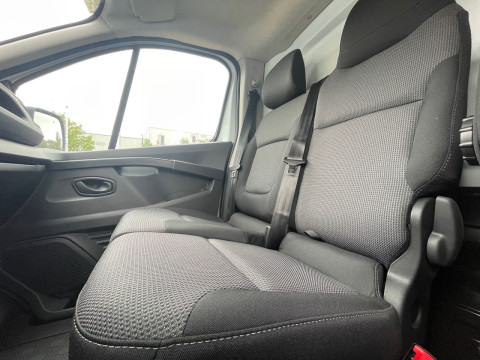 Ansicht 12 - Gebrauchtwagen Fahrzeug, Modell Primastar der Marke Nissan von Verkäufer Autohaus Wegener Berlin GmbH - Filiale Spandau