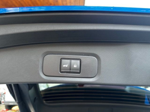 thumb-undefined