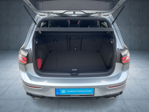 Volkswagen - Golf GTI