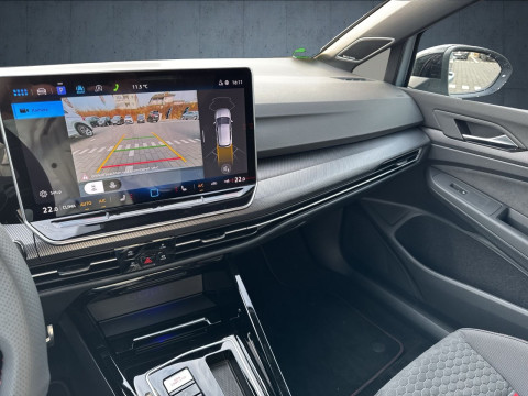 Volkswagen - Golf GTI