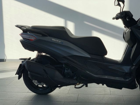 Piaggio - MP3