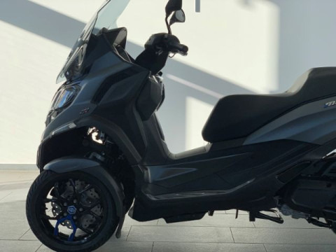 Piaggio - MP3