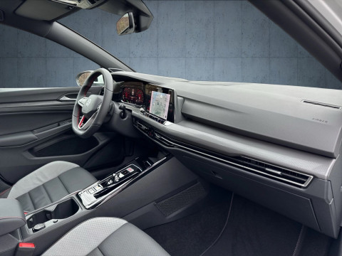 Volkswagen - Golf GTI