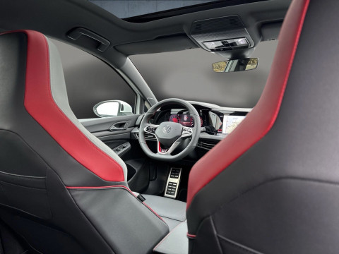 Volkswagen - Golf GTI