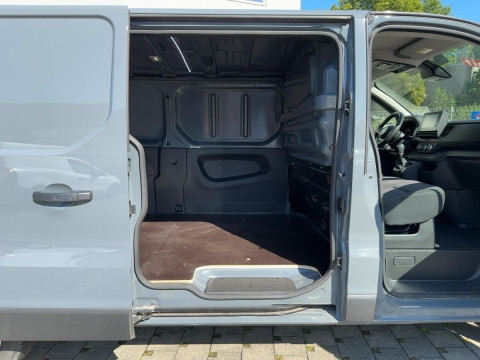 Ansicht 11 - Gebrauchtwagen Fahrzeug, Modell Primastar der Marke Nissan von Verkäufer Autocenter Kornmaul GmbH