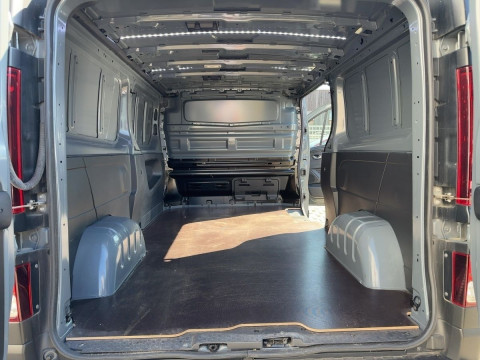 Ansicht 12 - Gebrauchtwagen Fahrzeug, Modell Primastar der Marke Nissan von Verkäufer Autocenter Kornmaul GmbH