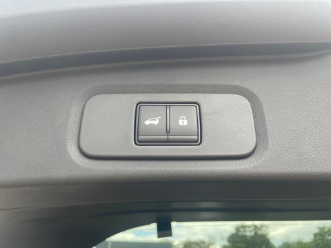 thumb-undefined