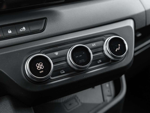 Ansicht 11 - Neuwagen Fahrzeug, Modell Interstar der Marke Nissan von Verkäufer Autohaus Stein GmbH