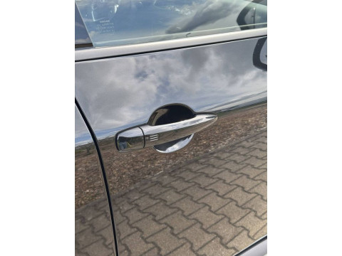 thumb-undefined