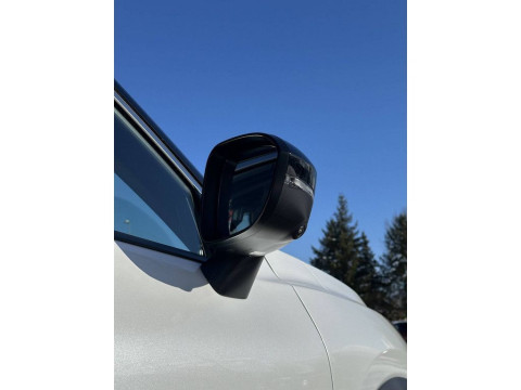 thumb-undefined