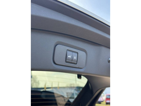 thumb-undefined