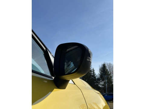 thumb-undefined