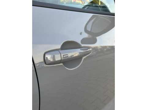 thumb-undefined