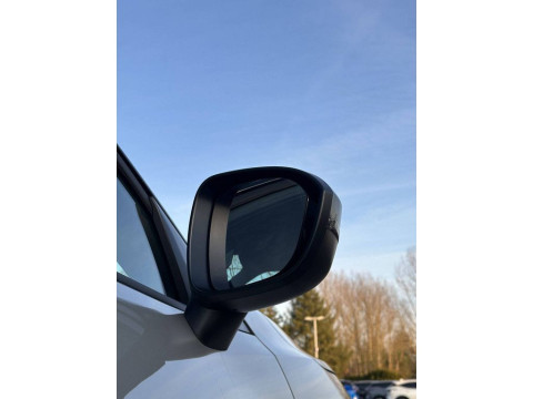 thumb-undefined