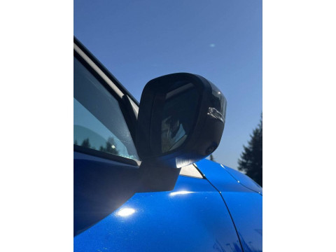 thumb-undefined