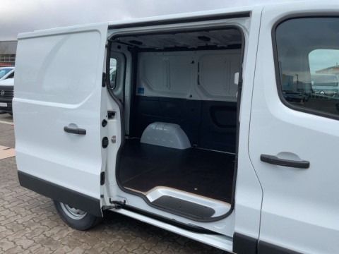 Ansicht 12 - Gebrauchtwagen Fahrzeug, Modell Primastar der Marke Nissan von Verkäufer Süverkrüp & Zankel GmbH & Co. KG