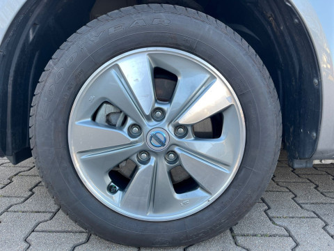 thumb-undefined