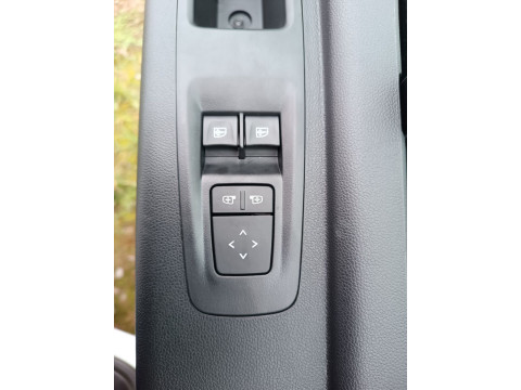 thumb-undefined