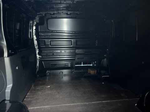 Ansicht 20 - Gebrauchtwagen Fahrzeug, Modell Primastar der Marke Nissan von Verkäufer C. Thomsen GmbH