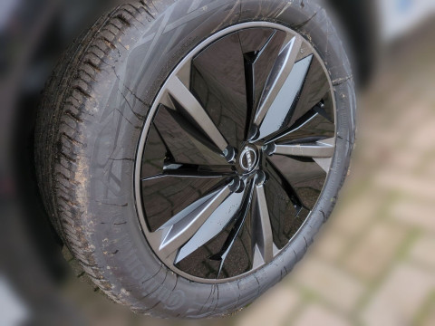 thumb-undefined