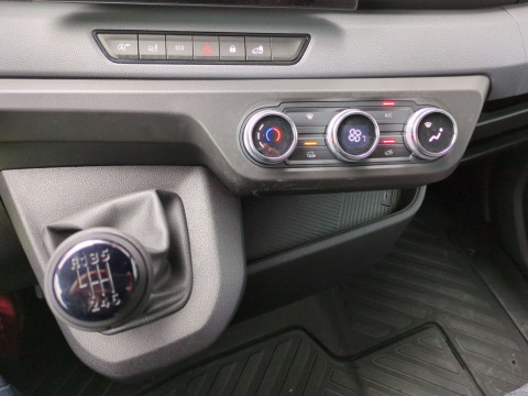 Ansicht 18 - Gebrauchtwagen Fahrzeug, Modell Interstar der Marke Nissan von Verkäufer C. Thomsen GmbH