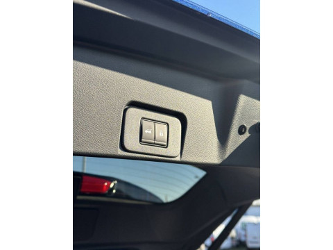 thumb-undefined