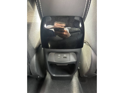 thumb-undefined