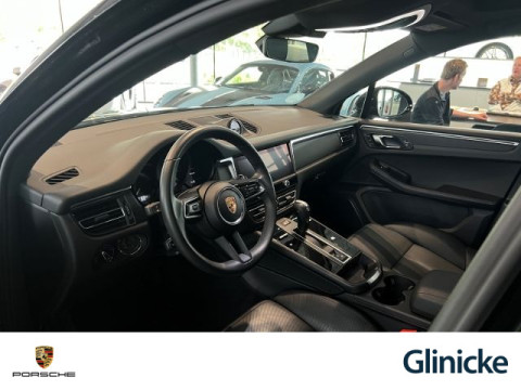 Porsche - Macan