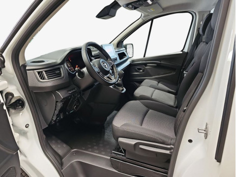 Ansicht 6 - Gebrauchtwagen Fahrzeug, Modell Primastar der Marke Nissan von Verkäufer Autohaus am Handweiser GmbH