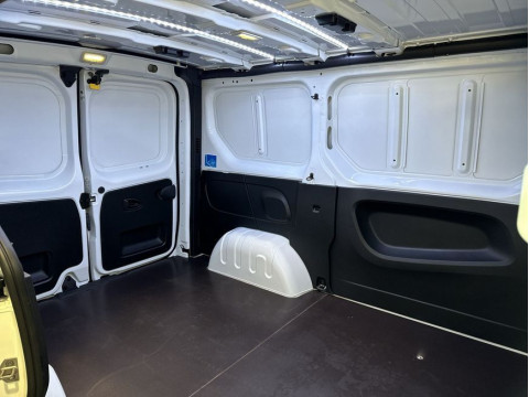 Ansicht 16 - Gebrauchtwagen Fahrzeug, Modell Primastar der Marke Nissan von Verkäufer Autohaus am Handweiser GmbH