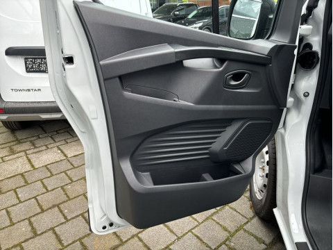 Ansicht 11 - Gebrauchtwagen Fahrzeug, Modell Primastar der Marke Nissan von Verkäufer Autohaus am Handweiser GmbH