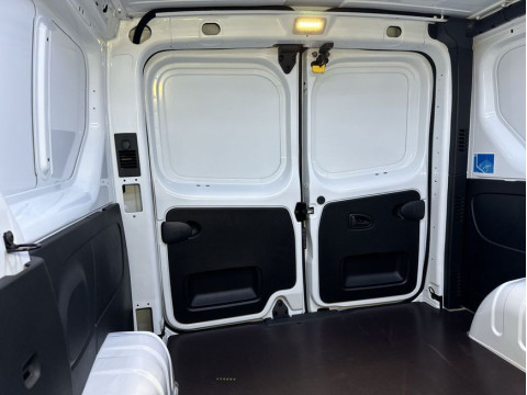 Ansicht 17 - Gebrauchtwagen Fahrzeug, Modell Primastar der Marke Nissan von Verkäufer Autohaus am Handweiser GmbH