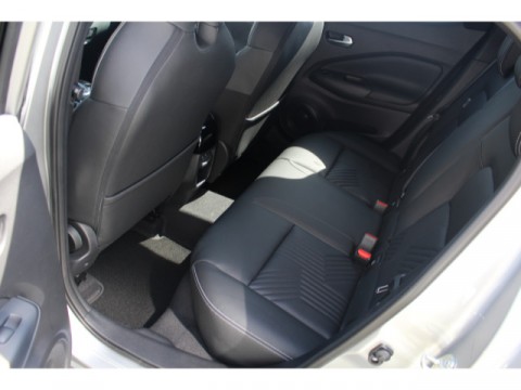 thumb-undefined