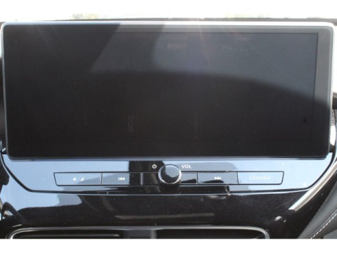 thumb-undefined