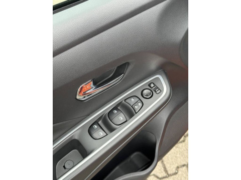 thumb-undefined