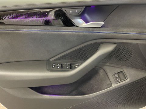 Volkswagen - Passat Variant