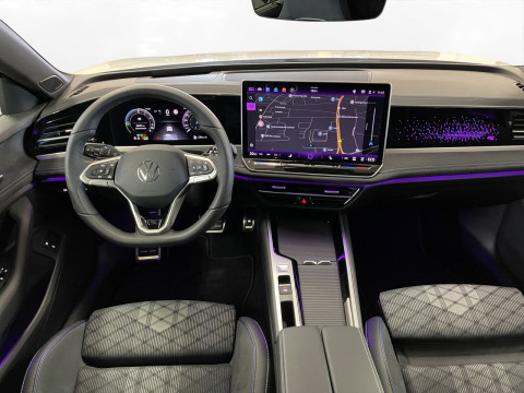 Volkswagen - Passat Variant