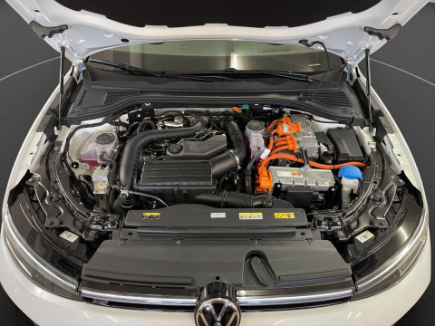 Volkswagen - Passat Variant